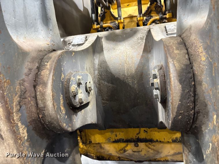 image for item FK1054 2005 Volvo L330E wheel loader