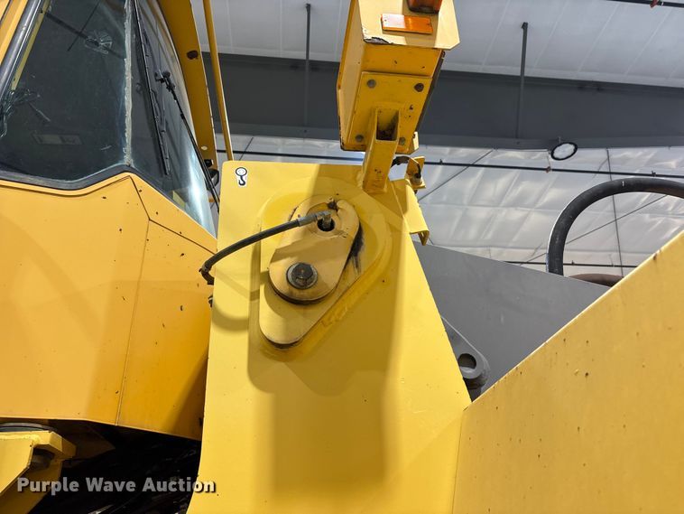 image for item FK1054 2005 Volvo L330E wheel loader