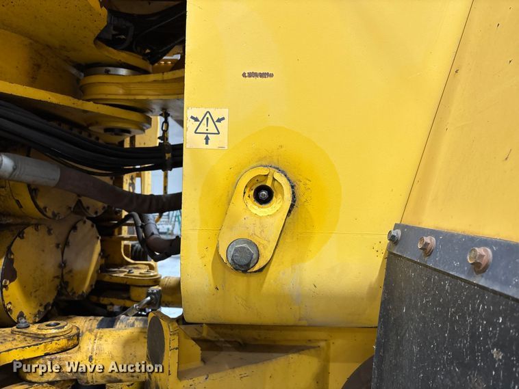 image for item FK1054 2005 Volvo L330E wheel loader