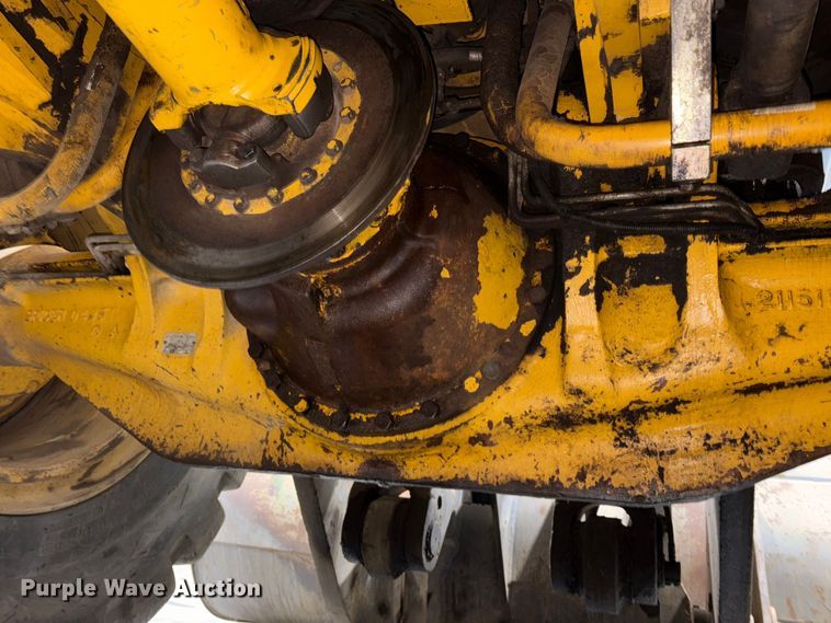 image for item FK1054 2005 Volvo L330E wheel loader