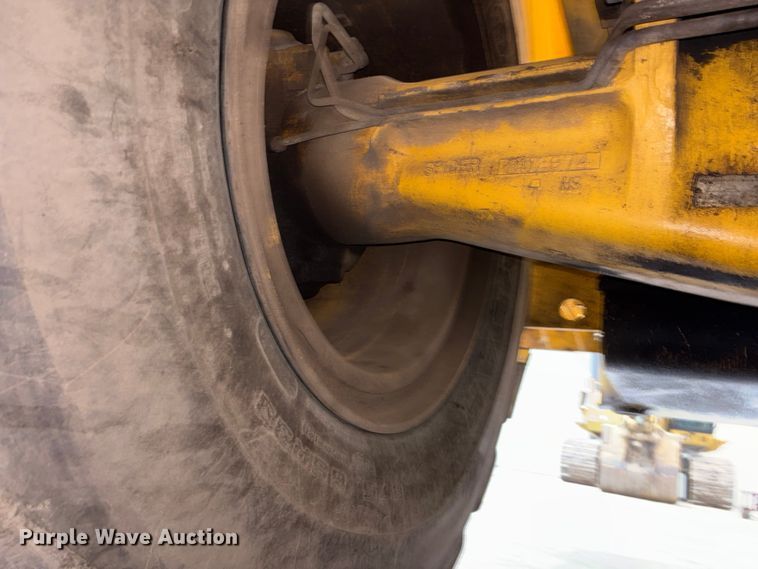 image for item FK1054 2005 Volvo L330E wheel loader