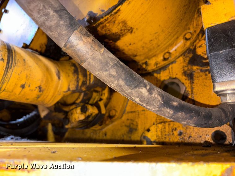 image for item FK1054 2005 Volvo L330E wheel loader