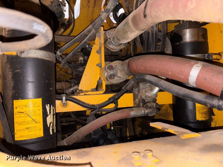 image for item FK1054 2005 Volvo L330E wheel loader