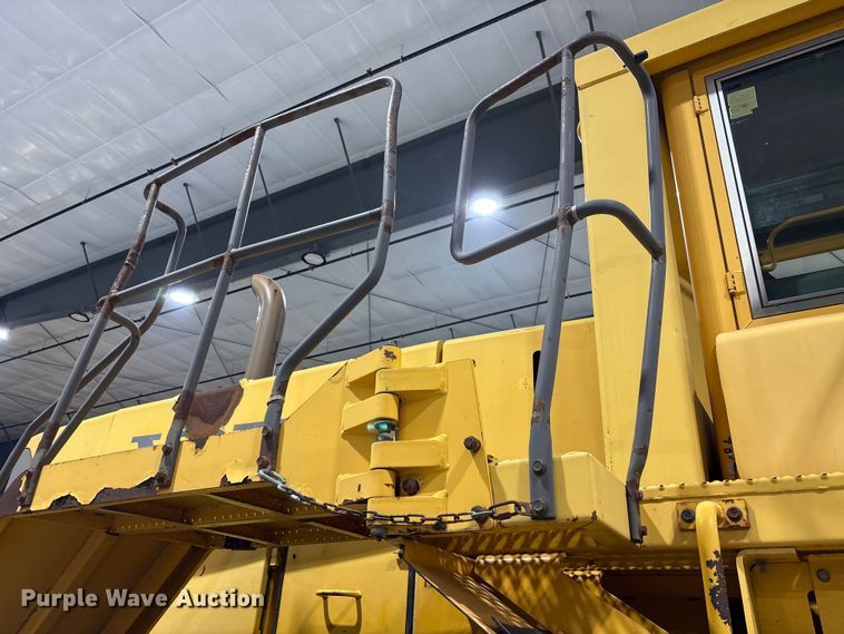 image for item FK1054 2005 Volvo L330E wheel loader