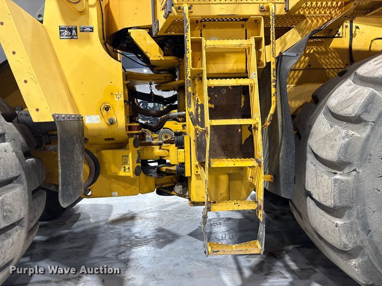 image for item FK1054 2005 Volvo L330E wheel loader