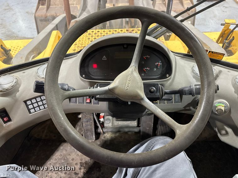 image for item FK1054 2005 Volvo L330E wheel loader