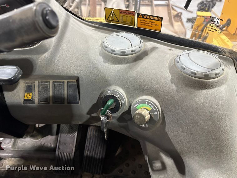 image for item FK1054 2005 Volvo L330E wheel loader