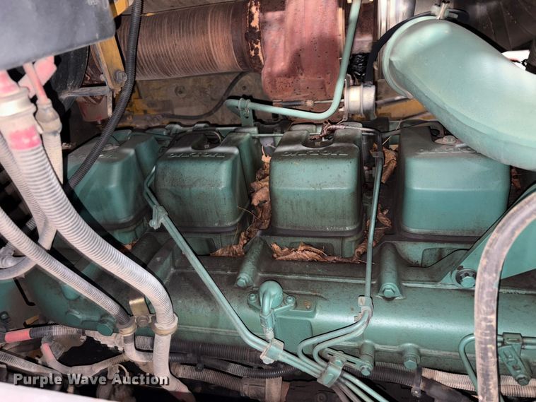 image for item FK1054 2005 Volvo L330E wheel loader