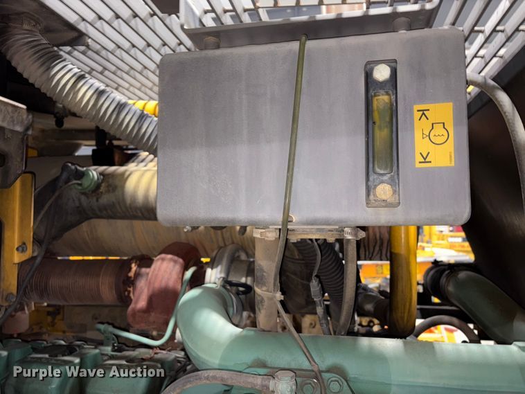 image for item FK1054 2005 Volvo L330E wheel loader