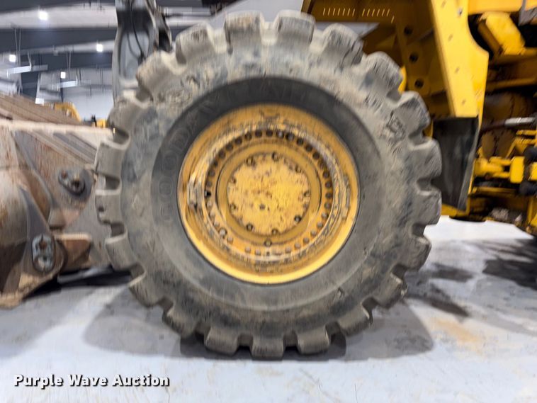 image for item FK1054 2005 Volvo L330E wheel loader