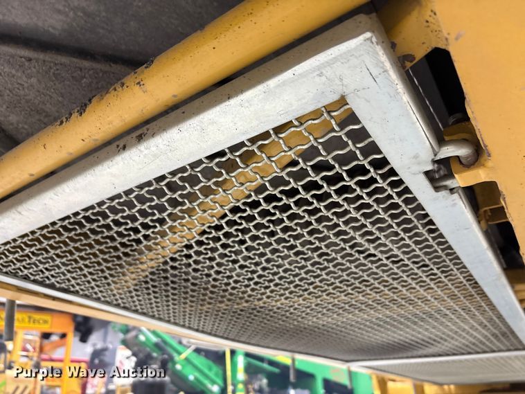 image for item FK1055 2014 Caterpillar PM-102 cold planer