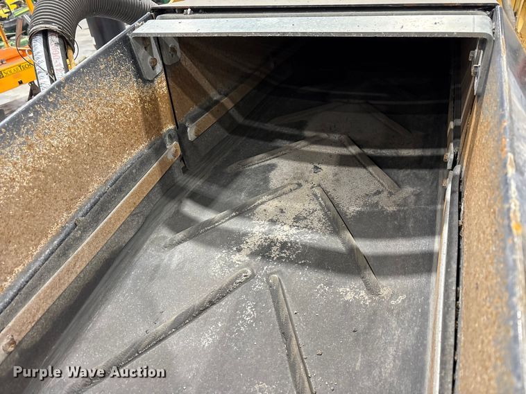 image for item FK1055 2014 Caterpillar PM-102 cold planer