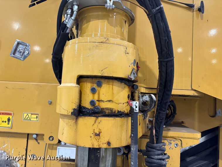 image for item FK1055 2014 Caterpillar PM-102 cold planer