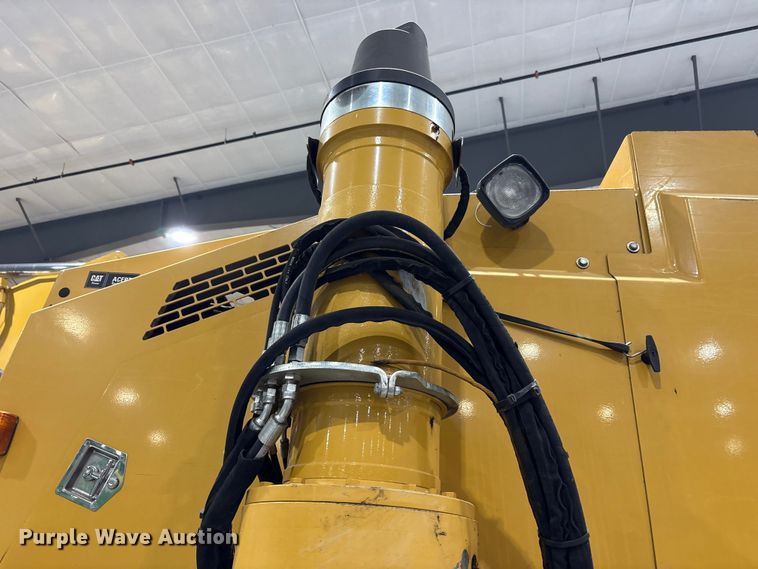 image for item FK1055 2014 Caterpillar PM-102 cold planer