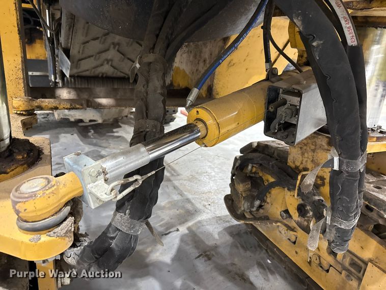 image for item FK1055 2014 Caterpillar PM-102 cold planer