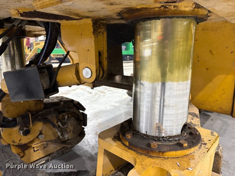 image for item FK1055 2014 Caterpillar PM-102 cold planer