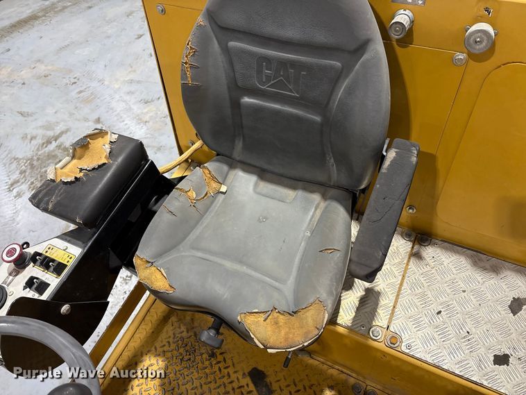 image for item FK1055 2014 Caterpillar PM-102 cold planer