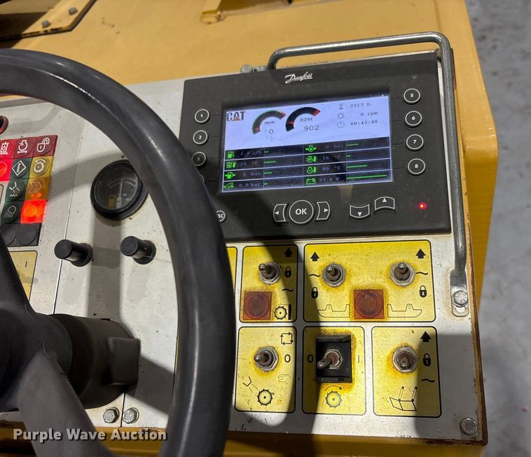 image for item FK1055 2014 Caterpillar PM-102 cold planer