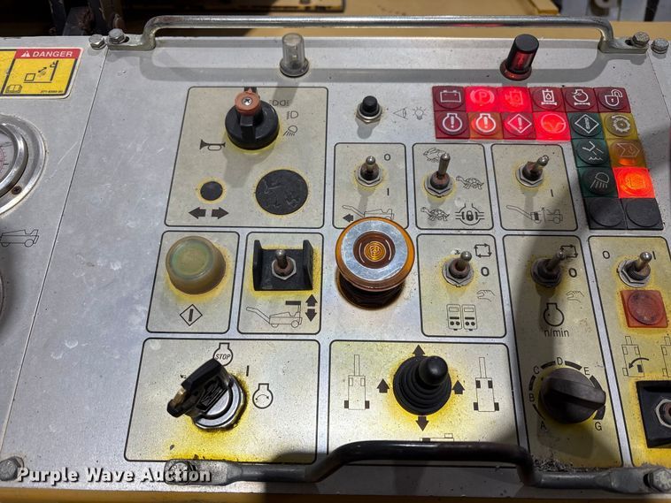 image for item FK1055 2014 Caterpillar PM-102 cold planer