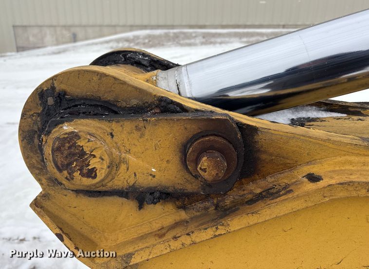 image for item FK1056 1993 Caterpillar 330 L long reach excavator