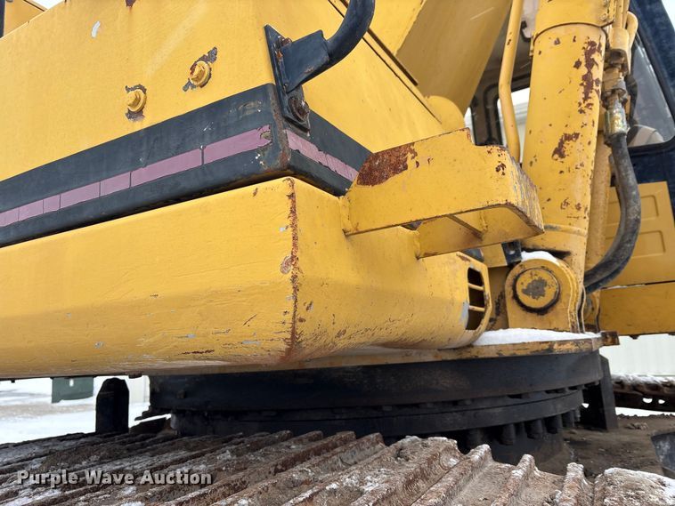 image for item FK1056 1993 Caterpillar 330 L long reach excavator