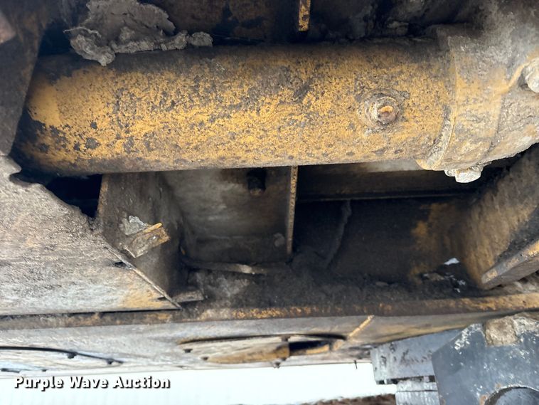 image for item FK1056 1993 Caterpillar 330 L long reach excavator