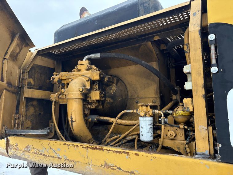 image for item FK1056 1993 Caterpillar 330 L long reach excavator