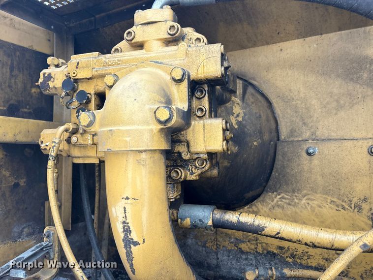 image for item FK1056 1993 Caterpillar 330 L long reach excavator