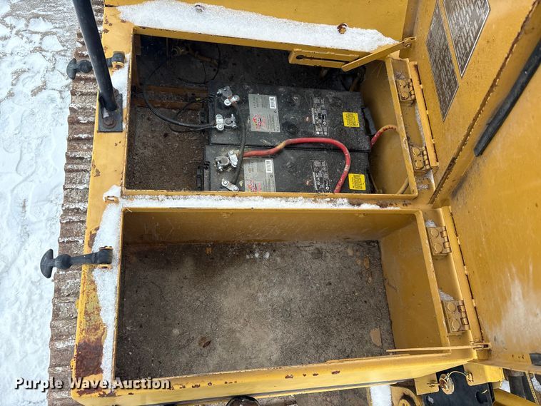 image for item FK1056 1993 Caterpillar 330 L long reach excavator