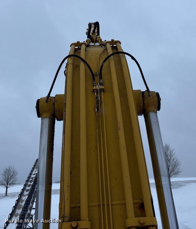 image for item FK1056 1993 Caterpillar 330 L long reach excavator