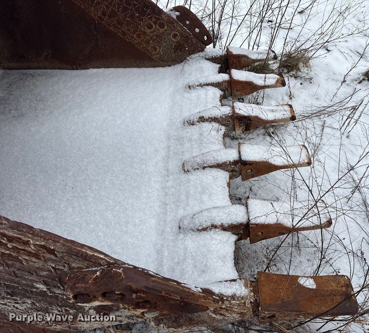 image for item FK1056 1993 Caterpillar 330 L long reach excavator