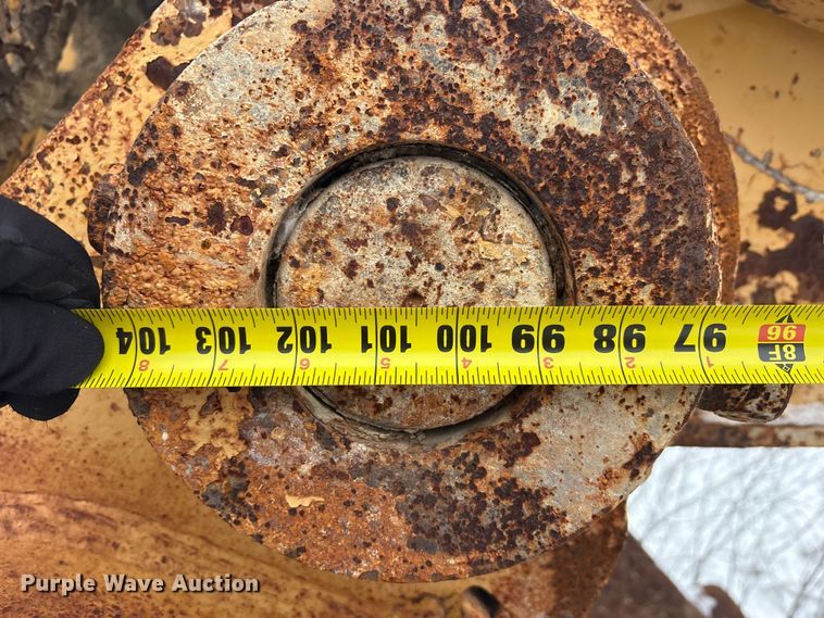 image for item FK1056 1993 Caterpillar 330 L long reach excavator