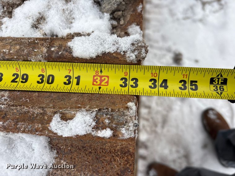 image for item FK1056 1993 Caterpillar 330 L long reach excavator