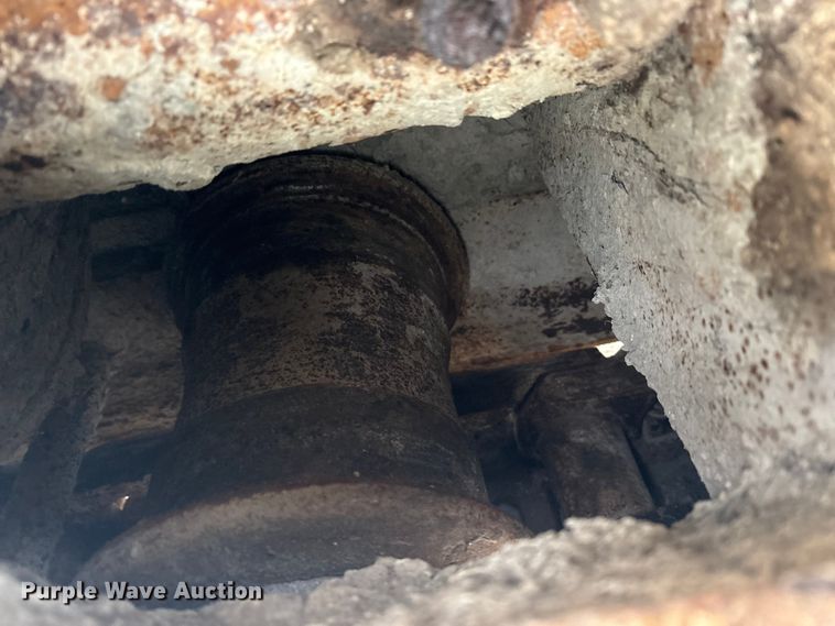 image for item FK1056 1993 Caterpillar 330 L long reach excavator