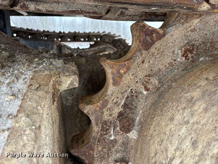 image for item FK1056 1993 Caterpillar 330 L long reach excavator