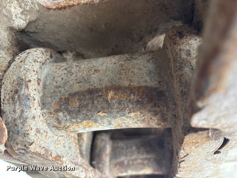 image for item FK1056 1993 Caterpillar 330 L long reach excavator