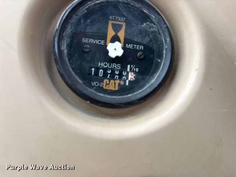 image for item FK1056 1993 Caterpillar 330 L long reach excavator