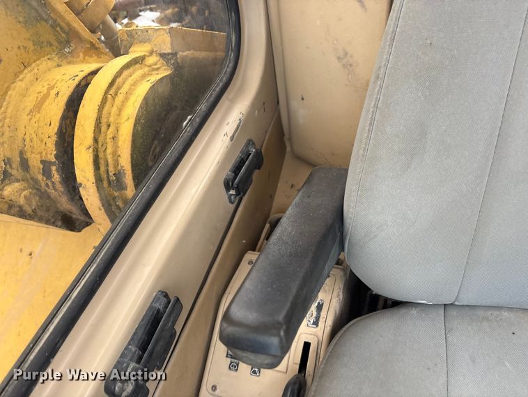 image for item FK1056 1993 Caterpillar 330 L long reach excavator