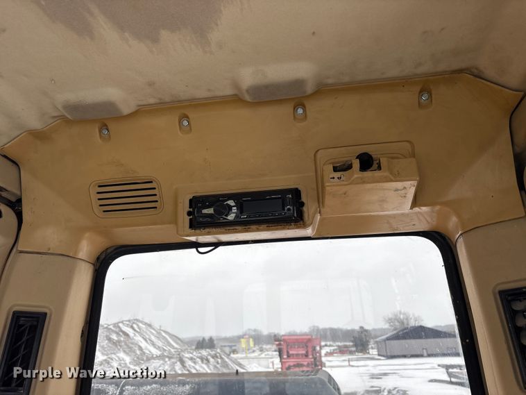 image for item FK1056 1993 Caterpillar 330 L long reach excavator