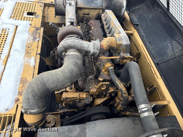 image for item FK1056 1993 Caterpillar 330 L long reach excavator