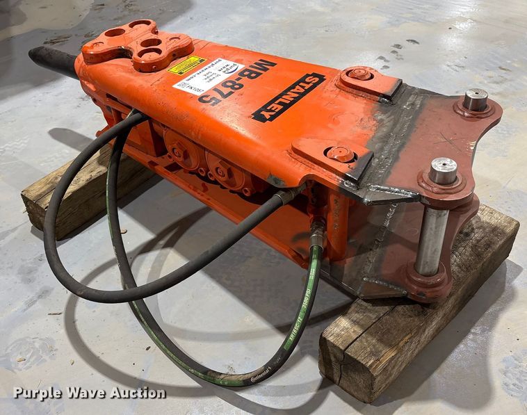 image for item FK1057 Stanley MB-875 hammer