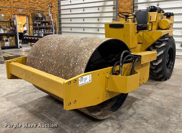 image for item FK1067 Tampo RS16D single drum vibratory roller