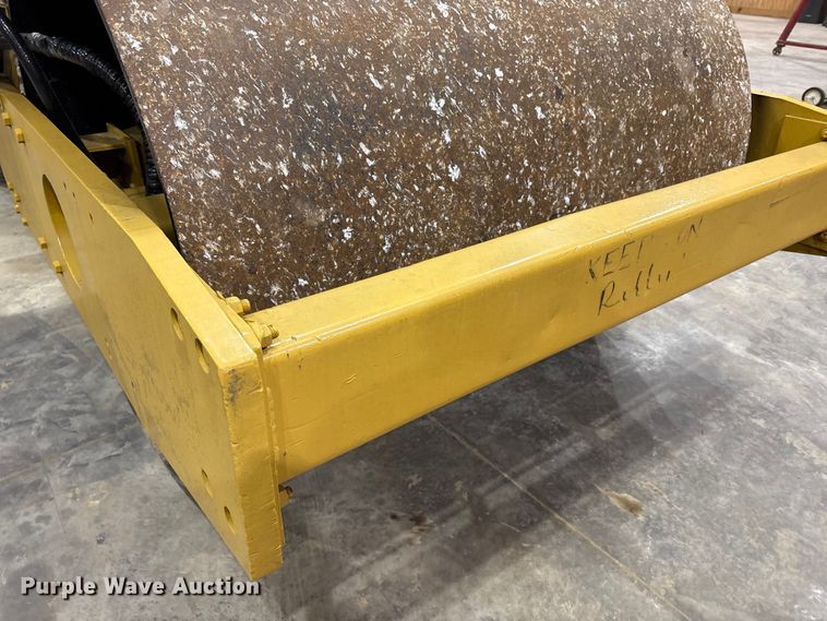 image for item FK1067 Tampo RS16D single drum vibratory roller