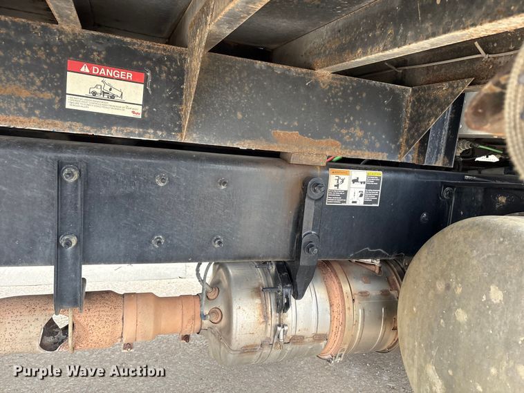 image for item FK2504 2020 Peterbilt 337 Flat Bed