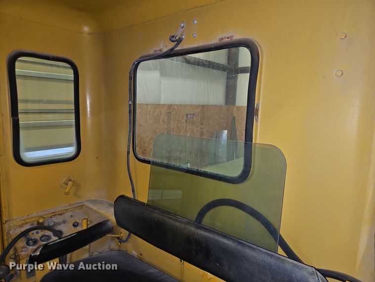 image for item FN5513 Caterpillar B12 rigid frame motor grader