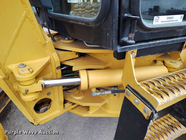 image for item IH9401 2015 NorAm 65E motor grader