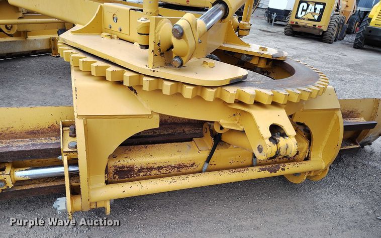 image for item IH9401 2015 NorAm 65E motor grader