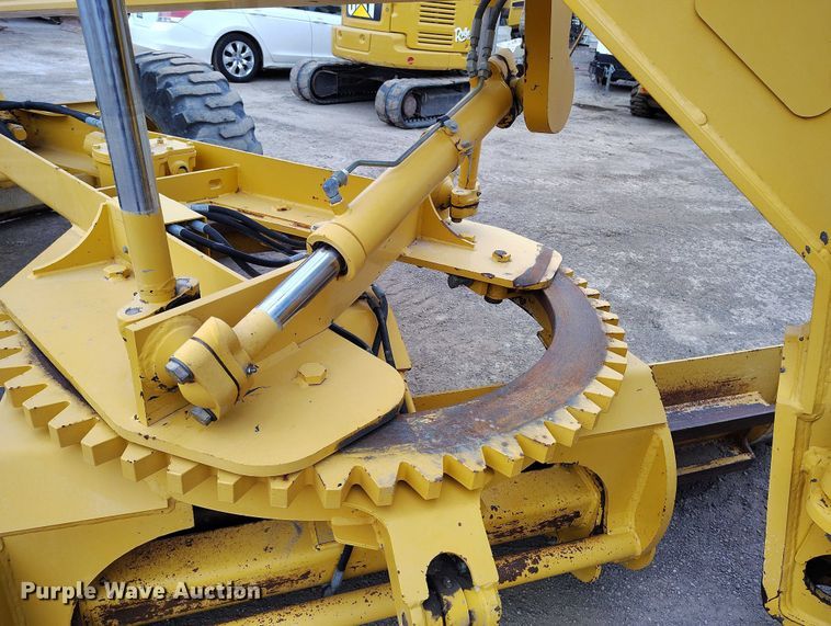 image for item IH9401 2015 NorAm 65E motor grader