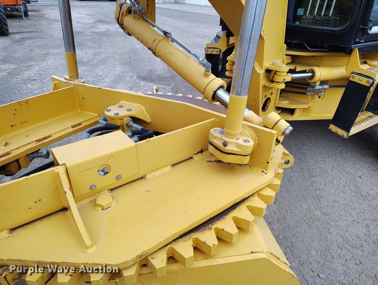 image for item IH9401 2015 NorAm 65E motor grader