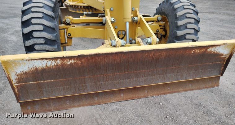 image for item IH9401 2015 NorAm 65E motor grader